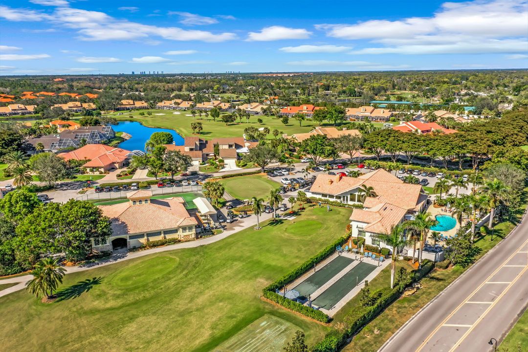 10020 Heather Ln #903, Naples, FL 34119