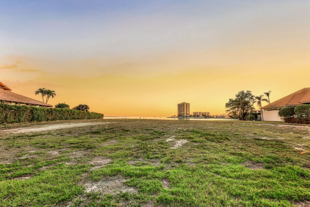 1355 Caxambas Ct, Marco Island, FL 34145