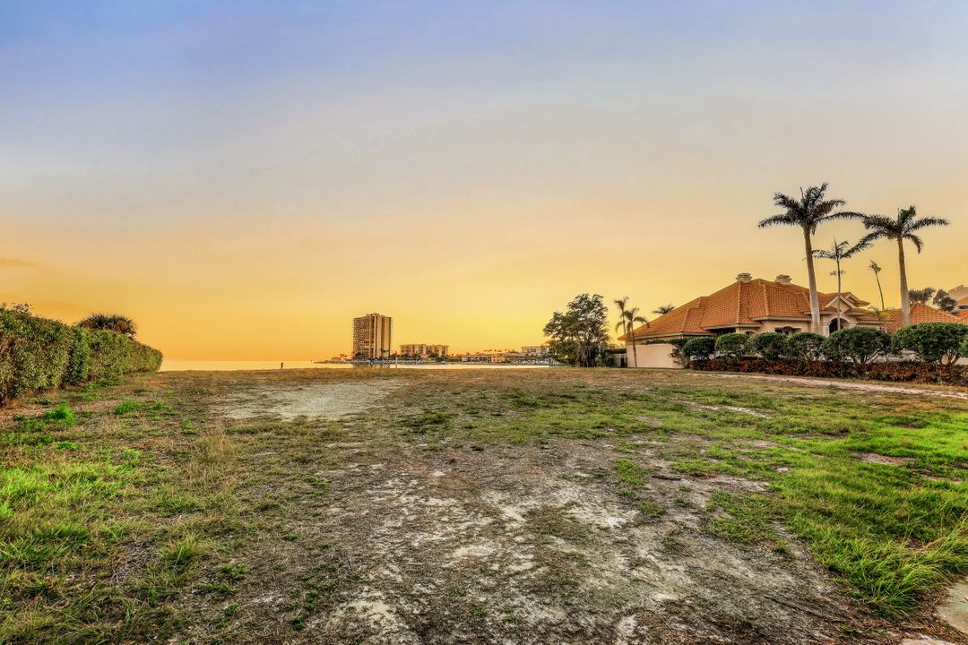 1355 Caxambas Ct, Marco Island, FL 34145