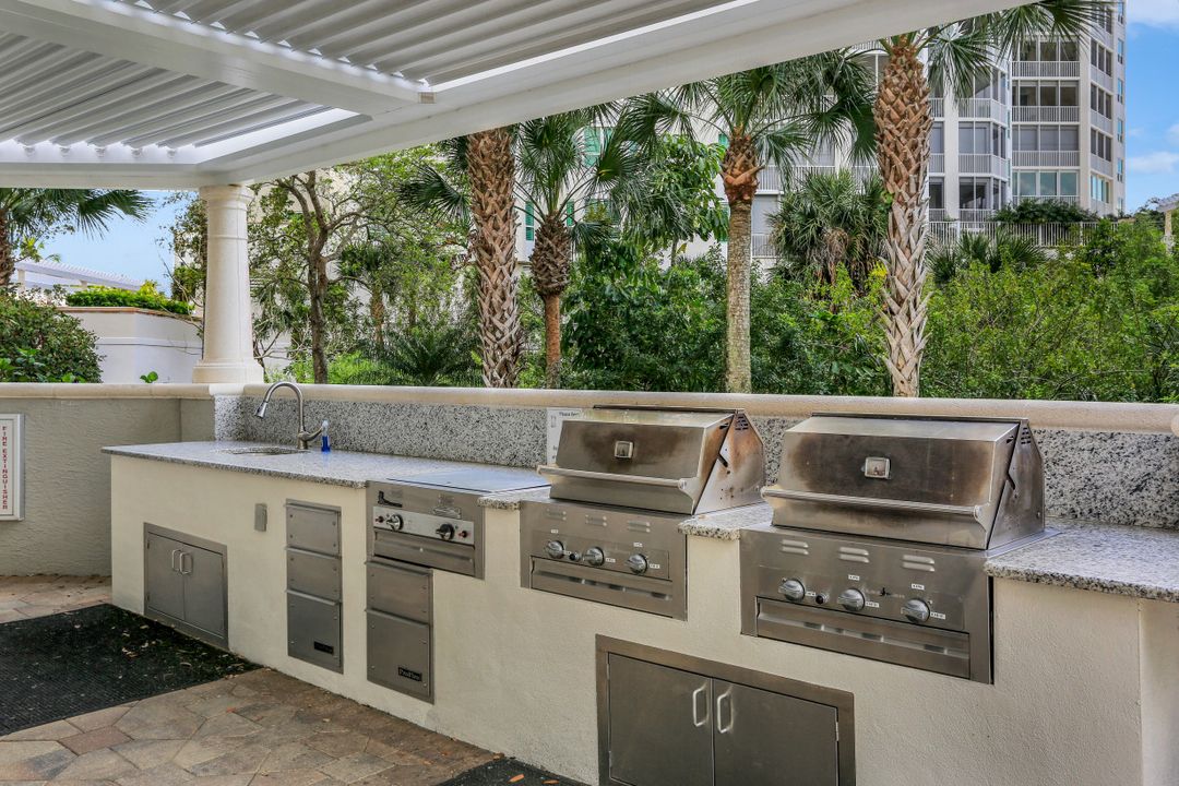 275 Indies Way #601, Naples, FL 34110