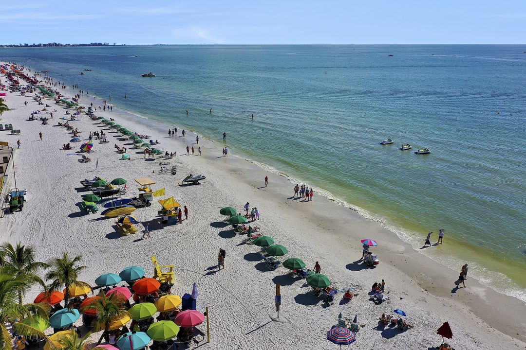 6053 Gulf Rd, Fort Myers Beach, FL 33931