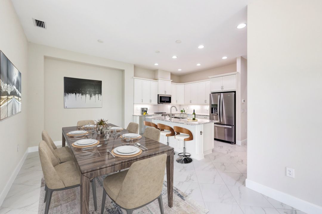 6435 Negril Isle Dr, Naples, FL 34113