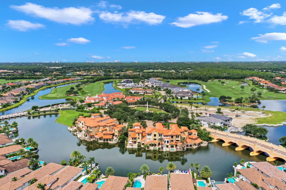 16459 Seneca Way, Naples, FL 34110