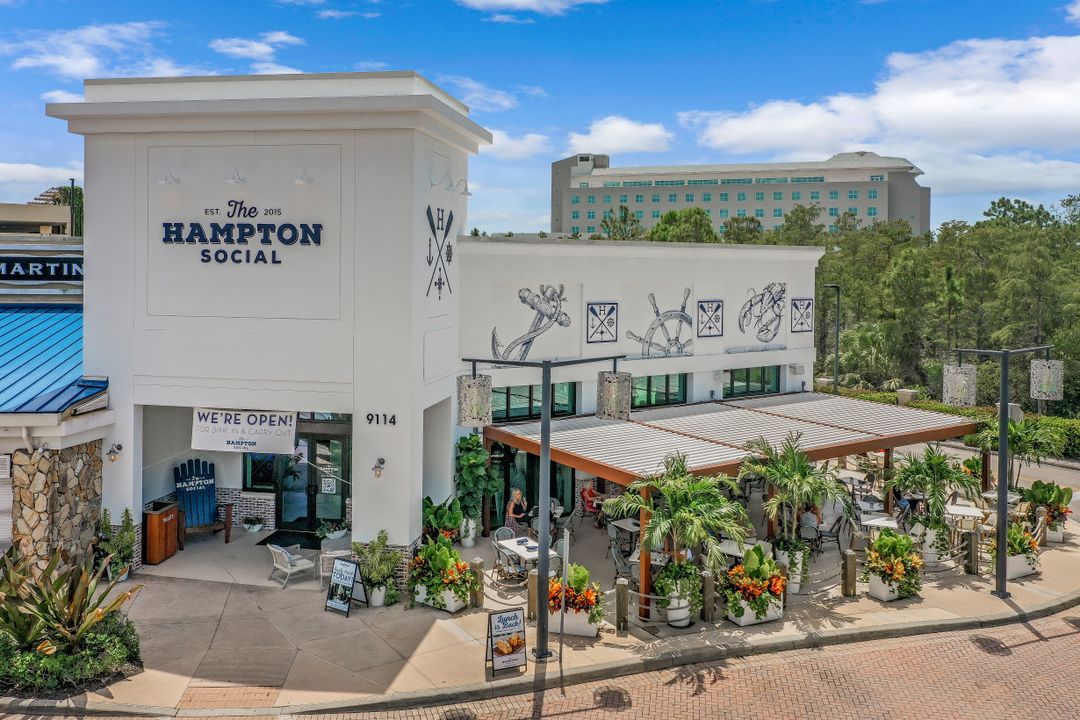 256 Tradewinds Ave, Naples, FL 34108