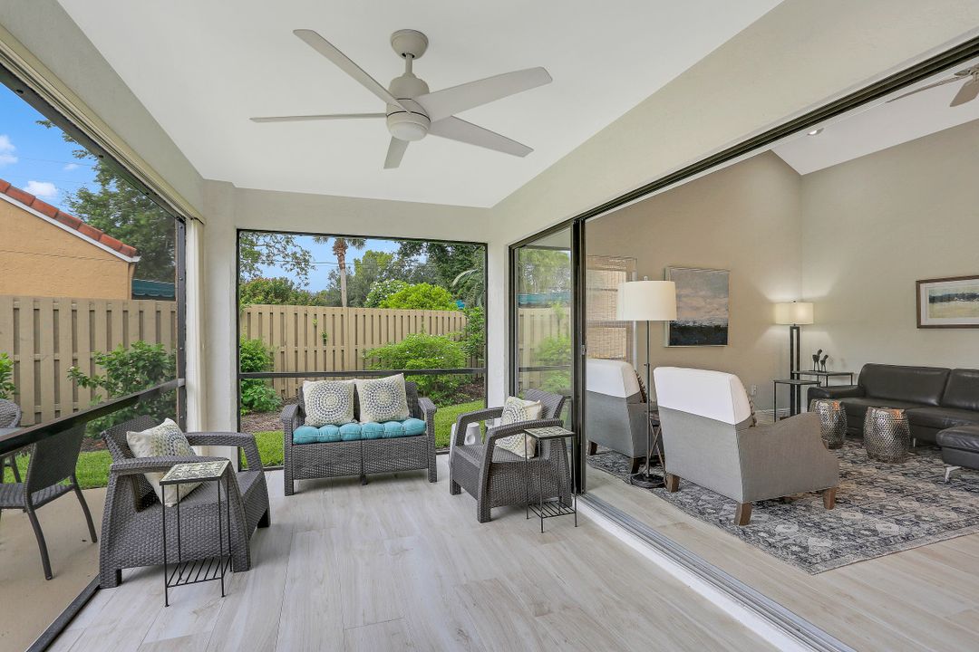 714 Reef Point Cir #4, Naples, FL 34108