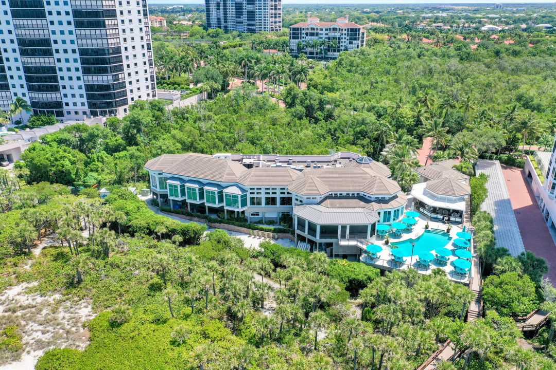 6585 Nicholas Blvd  #1803, Naples, FL 34108