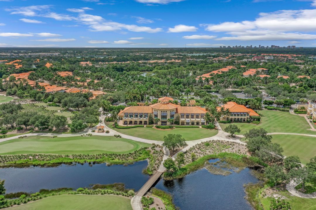 2919 Tiburon Blvd E, Naples, FL 34109