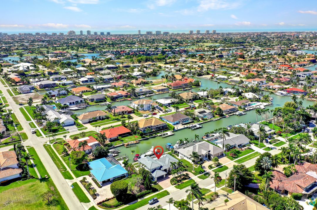 318 Polynesia Ct, Marco Island, FL 34145