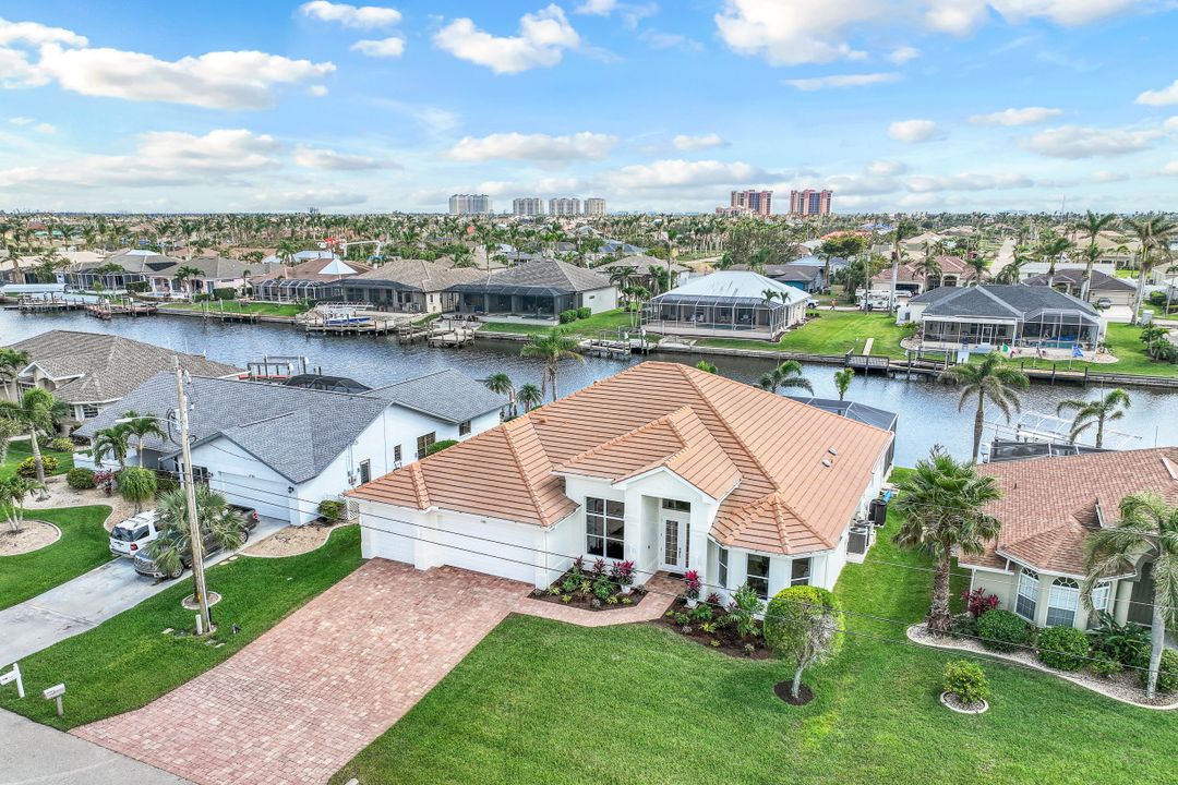 1736 SW 50th Terrace, Cape Coral, FL 33914