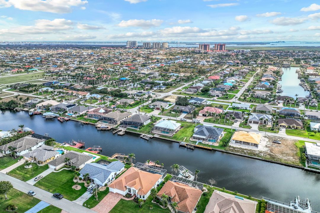 1736 SW 50th Terrace, Cape Coral, FL 33914