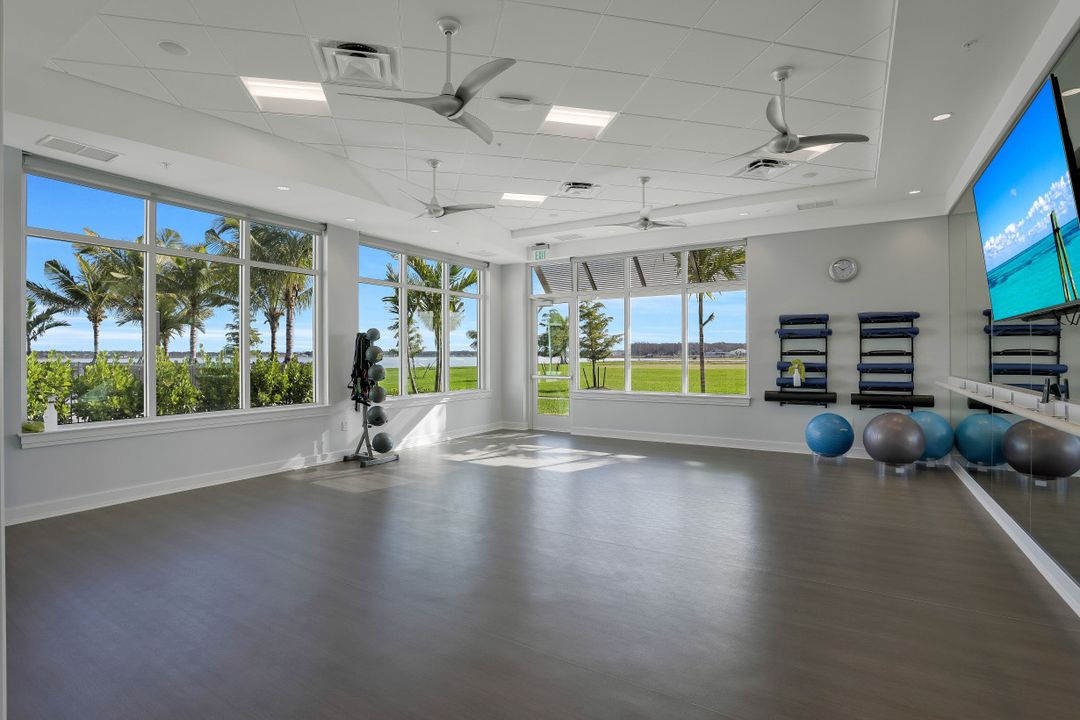 14187 Blue Bay Cir, Fort Myers, FL 33913