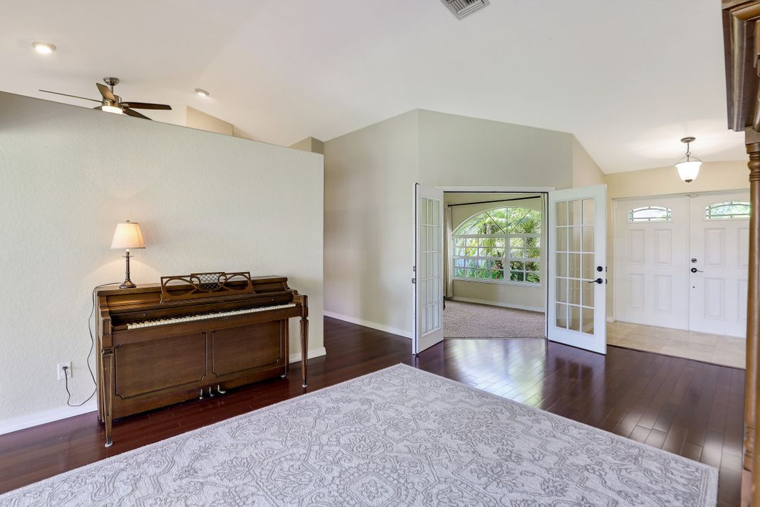 4567 Key Largo Ln, Bonita Springs, FL 34134