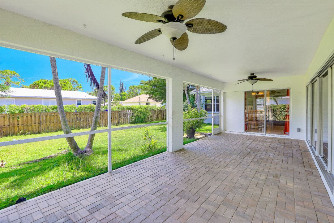 4567 Key Largo Ln, Bonita Springs, FL 34134