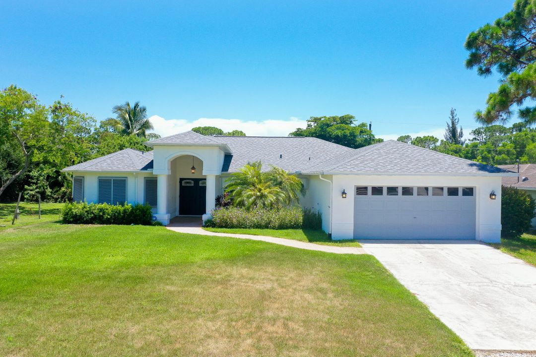 4567 Key Largo Ln, Bonita Springs, FL 34134