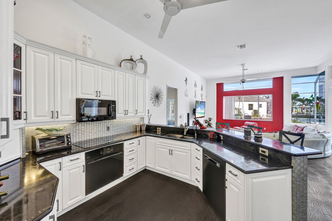 908 S Joy Cir, Marco Island, FL 34145