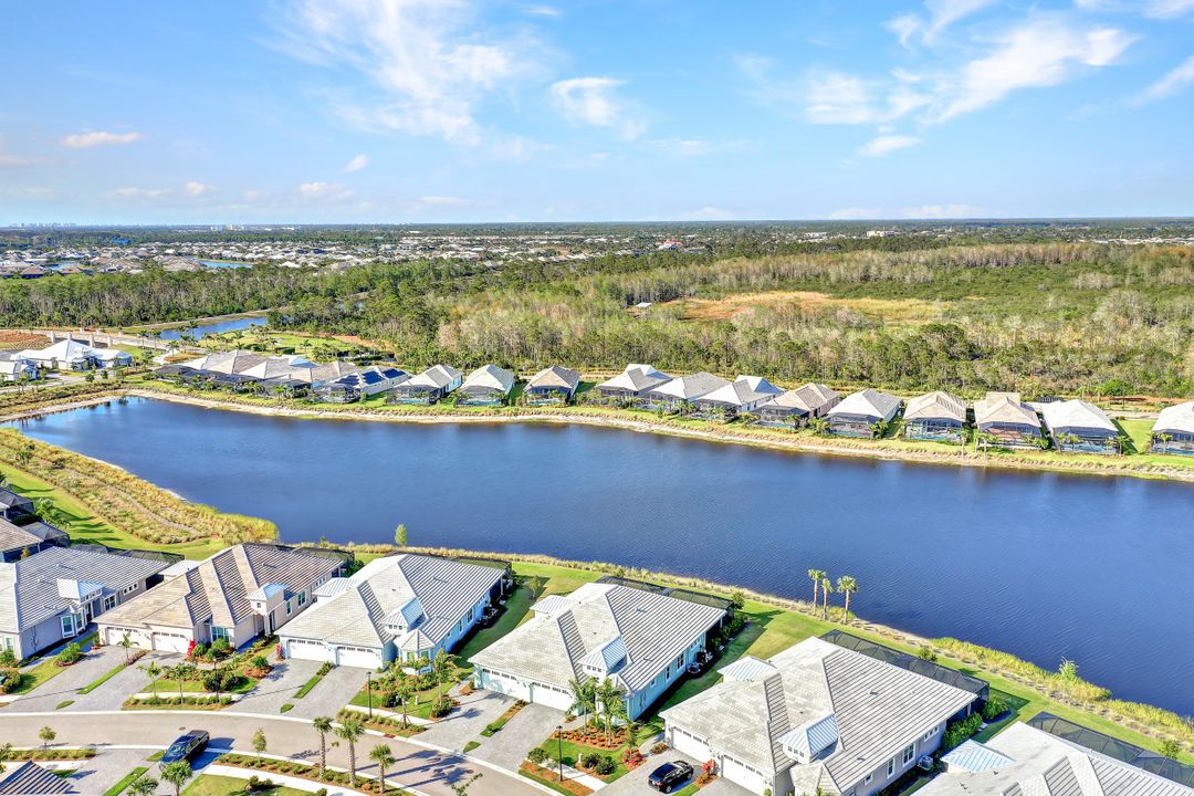 6365 Arriba Ave, Naples, FL 34113