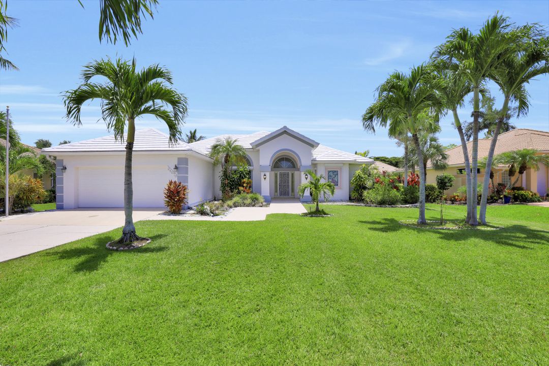 28070 Winthrop Cir, Bonita Springs, FL 34134