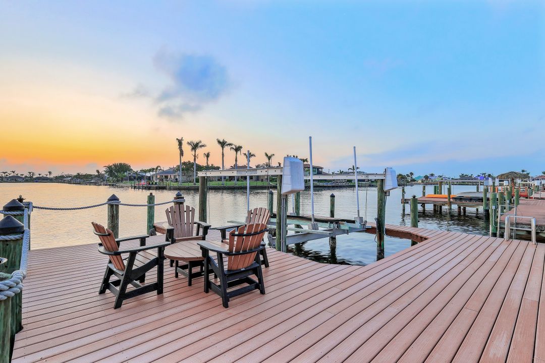 4702 SW 25th Ct, Cape Coral, FL 33914