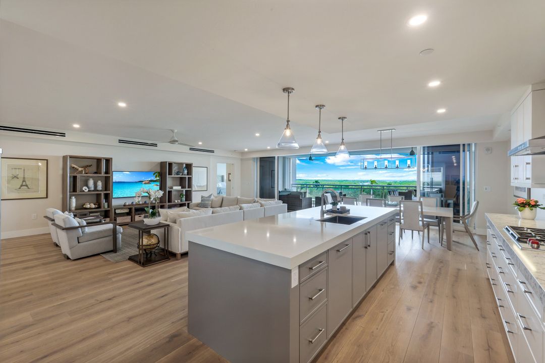 13925 Old Coast Rd #502, Naples, FL 34110