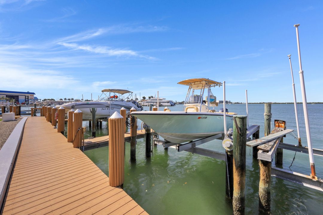 991 N Barfield Dr #308, Marco Island, FL 34145