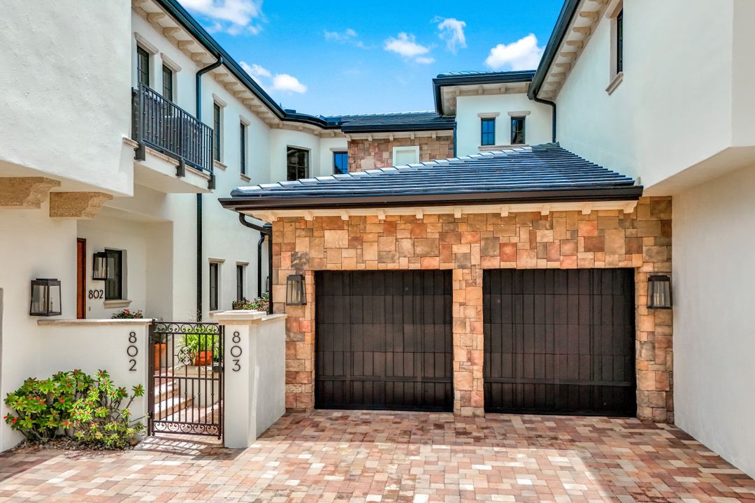 16649 Toscana Cir #803, Naples, FL 34110