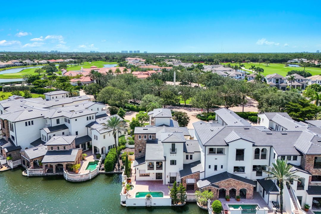 16649 Toscana Cir #803, Naples, FL 34110