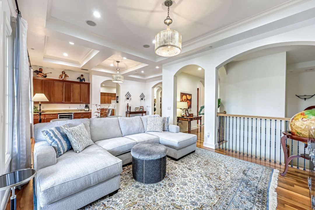 16649 Toscana Cir #803, Naples, FL 34110