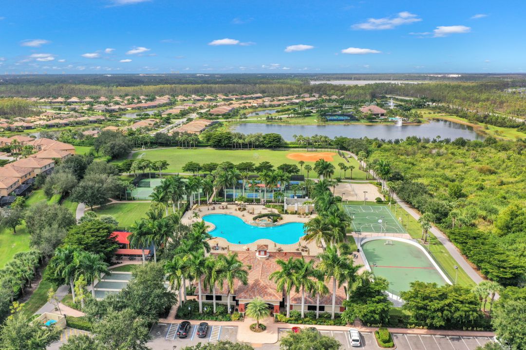 20661 Torre Del Lago St, Estero, FL 33928