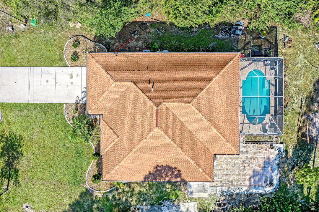 537 Allison St E, Lehigh Acres, FL 33974