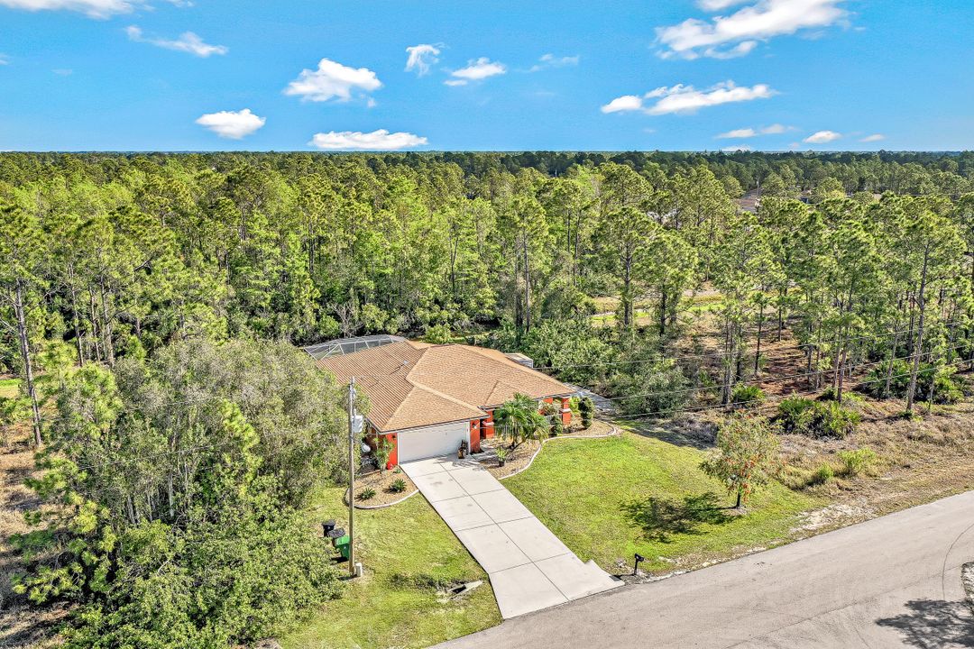 537 Allison St E, Lehigh Acres, FL 33974