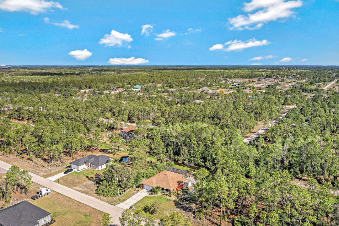 537 Allison St E, Lehigh Acres, FL 33974