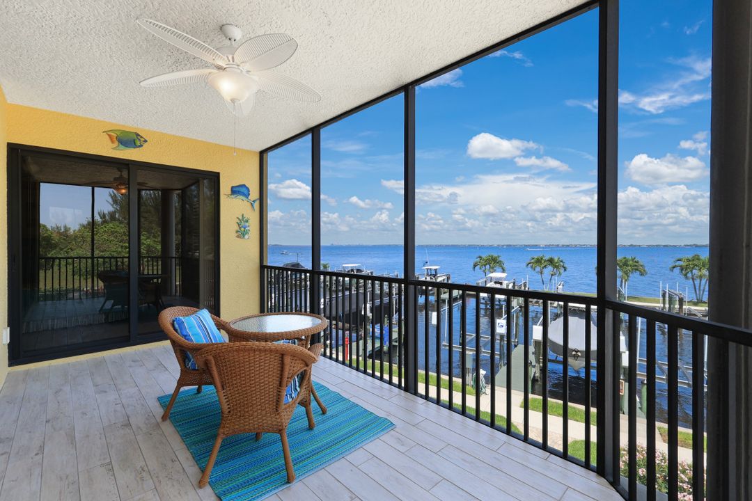 4029 SE 20th Pl #103, Cape Coral, FL 33904