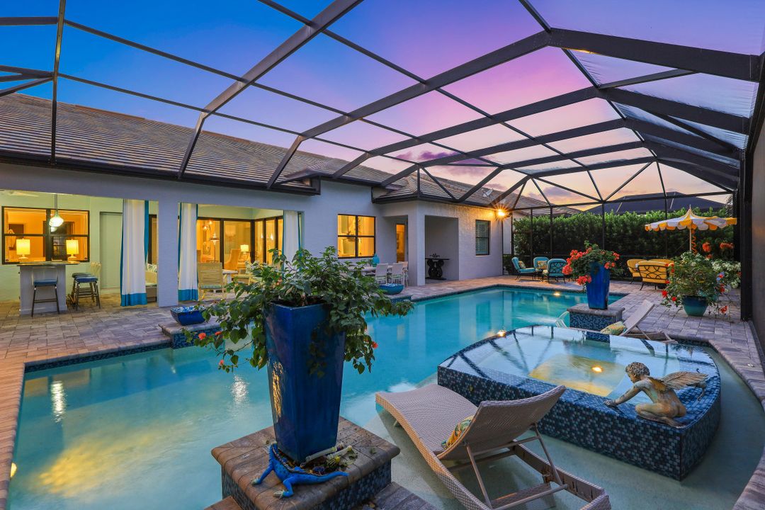 16284 Camden Lakes Cir, Naples, FL 34110