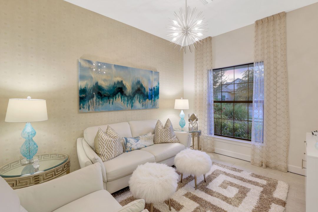 16284 Camden Lakes Cir, Naples, FL 34110