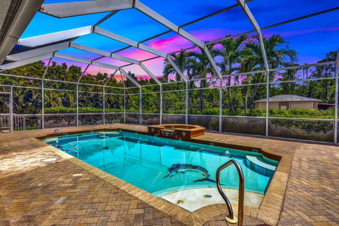 5743 Cope Ln, Naples, FL 34112