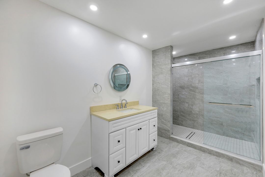 2760 14th Ave SE, Naples, FL 34117