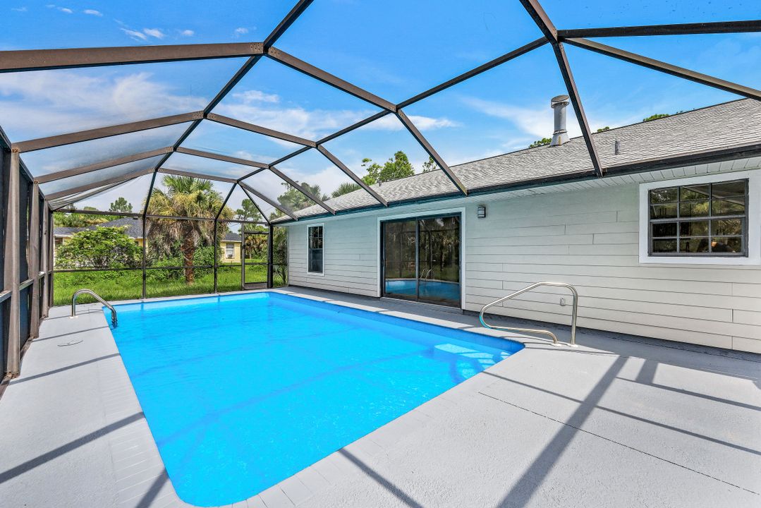 2760 14th Ave SE, Naples, FL 34117