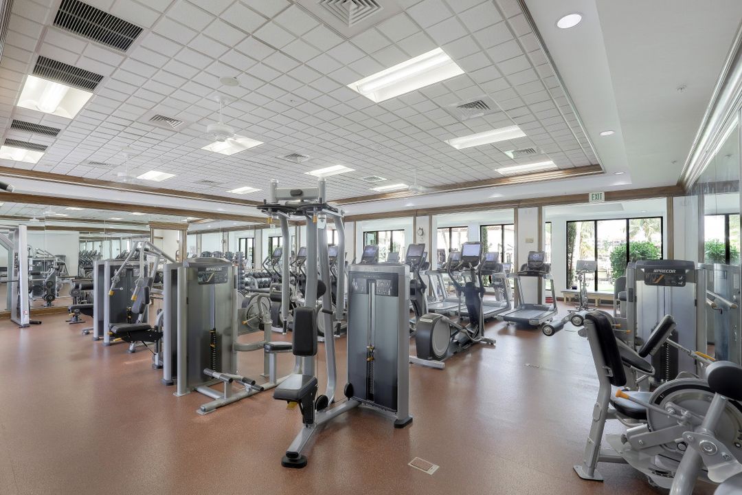 10283 Porto Romano Drive, Miromar Lakes, FL 33913