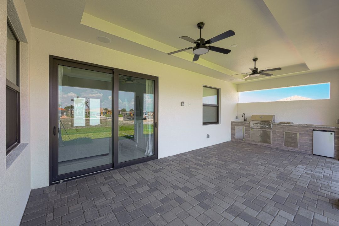 1511 NW 40th Pl, Cape Coral, FL 33993