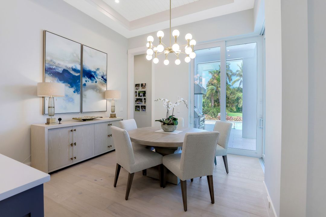 2130 Tarpon Rd, Naples, FL 34102