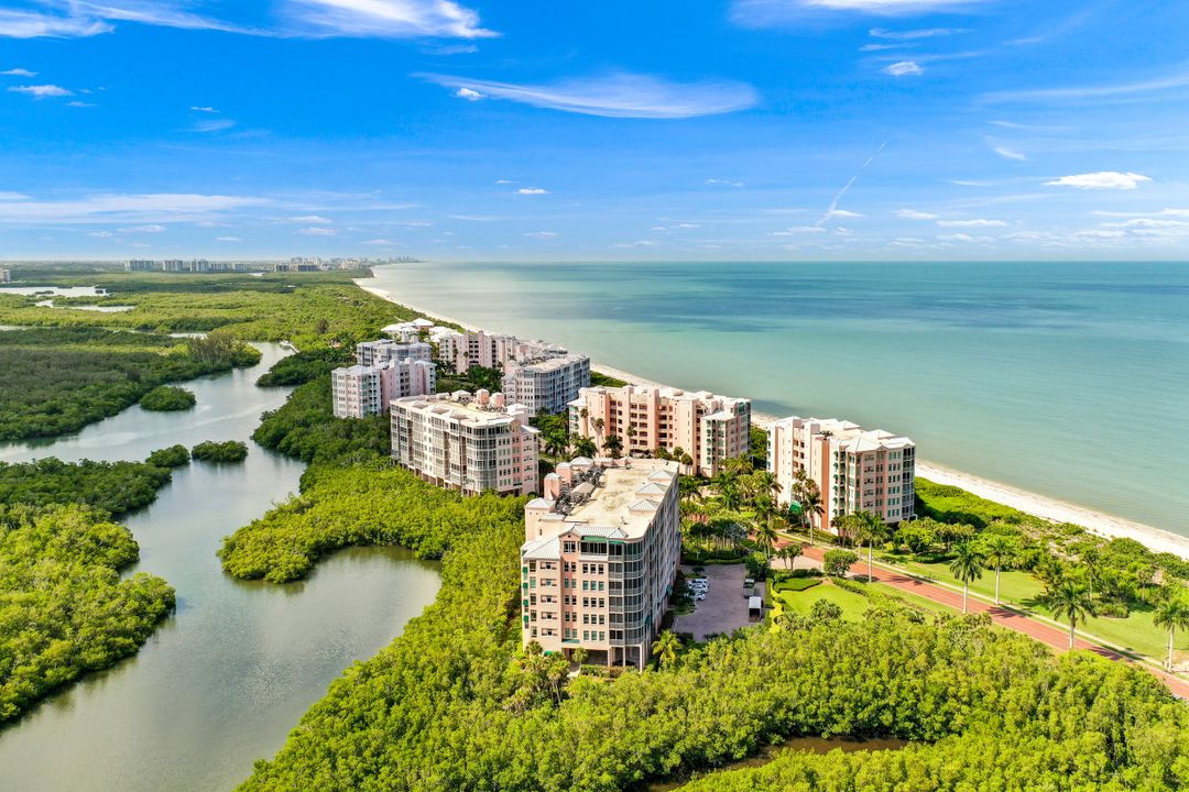 260 Barefoot Beach Blvd #204, Bonita Springs, FL 34134