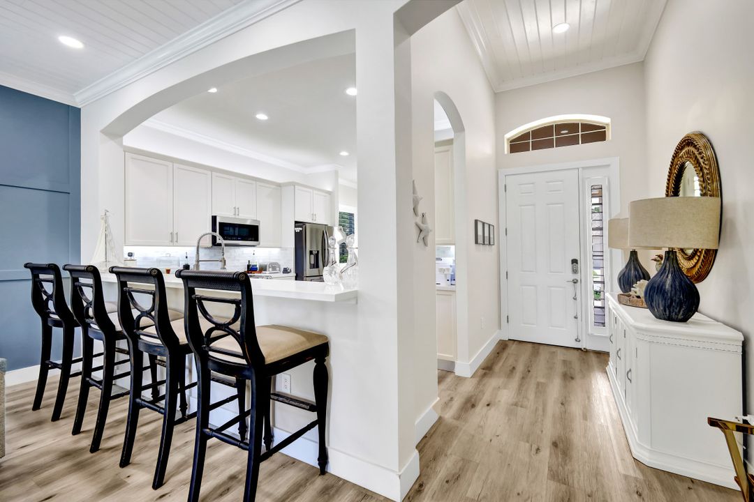 7979 Princeton Dr, Naples, FL 34104