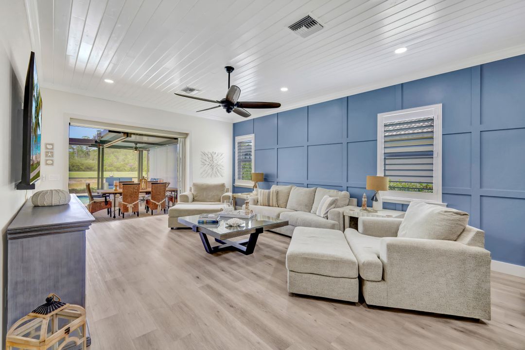 7979 Princeton Dr, Naples, FL 34104