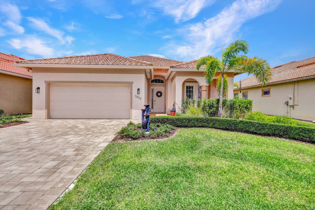 7979 Princeton Dr, Naples, FL 34104