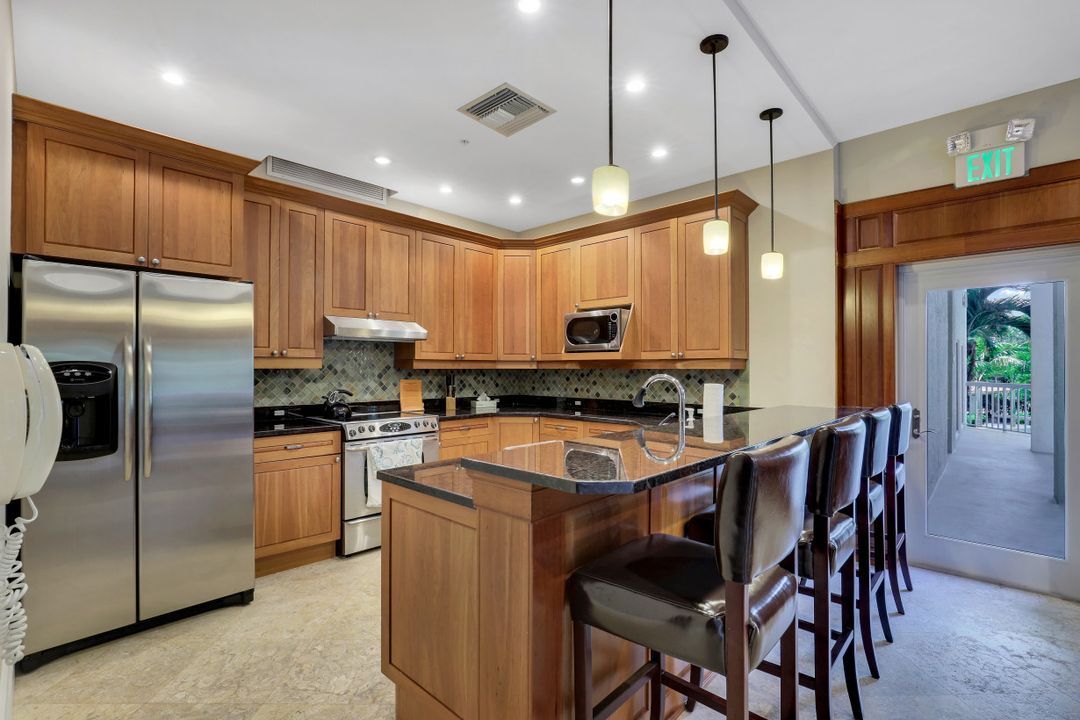 6573 Marissa Loop #2003, Naples, FL 34108