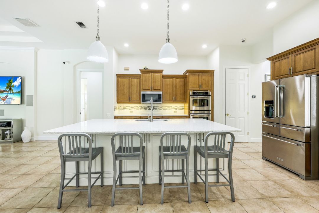 7620 Knightwing Cir, Fort Myers, FL 33912