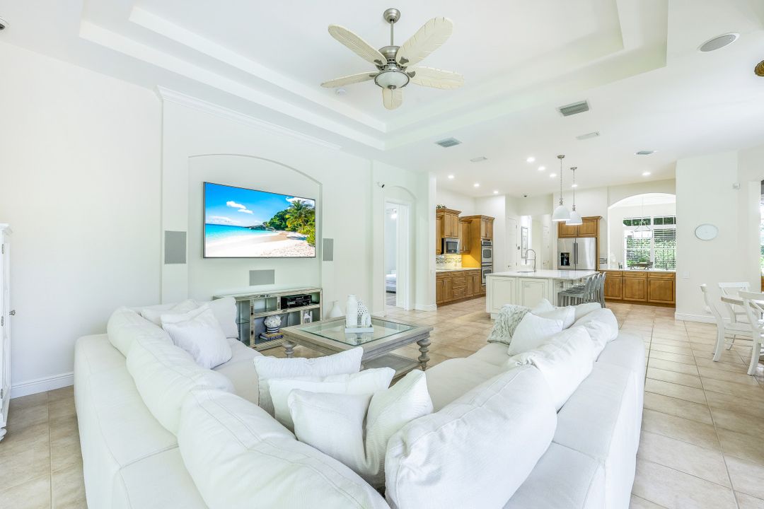 7620 Knightwing Cir, Fort Myers, FL 33912