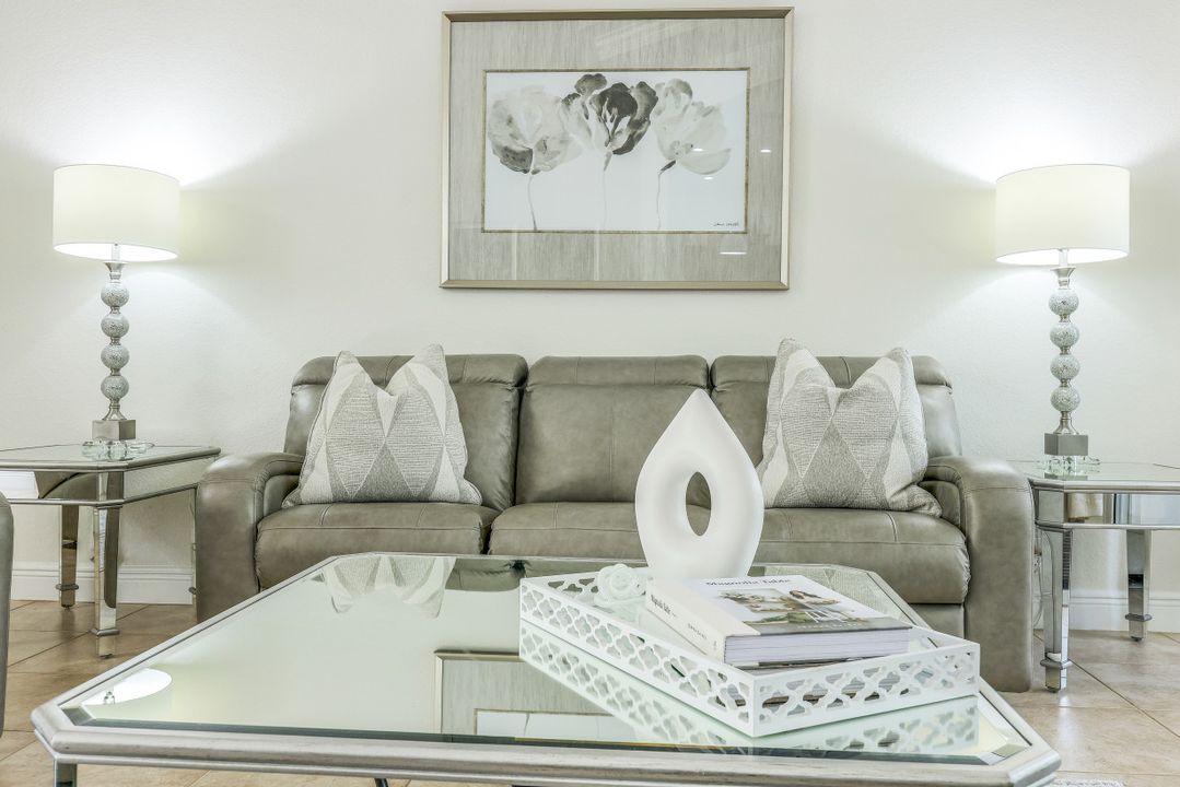 7620 Knightwing Cir, Fort Myers, FL 33912