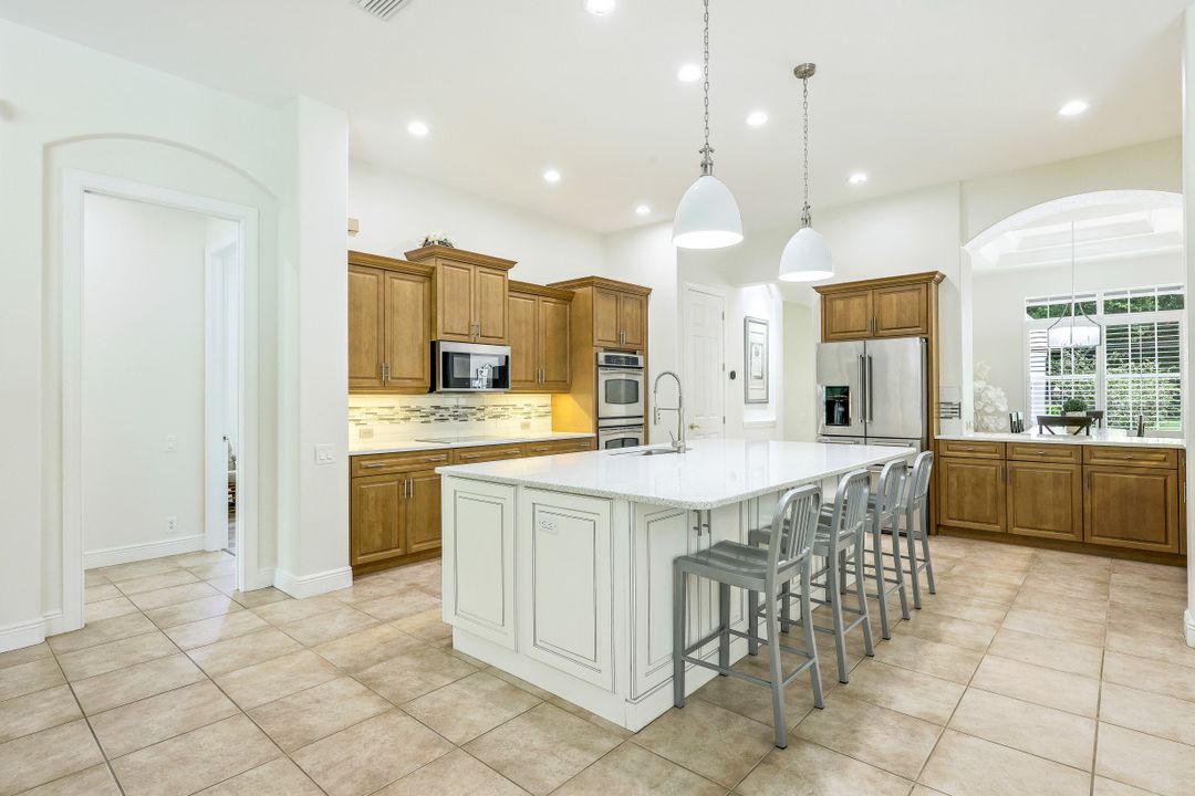 7620 Knightwing Cir, Fort Myers, FL 33912