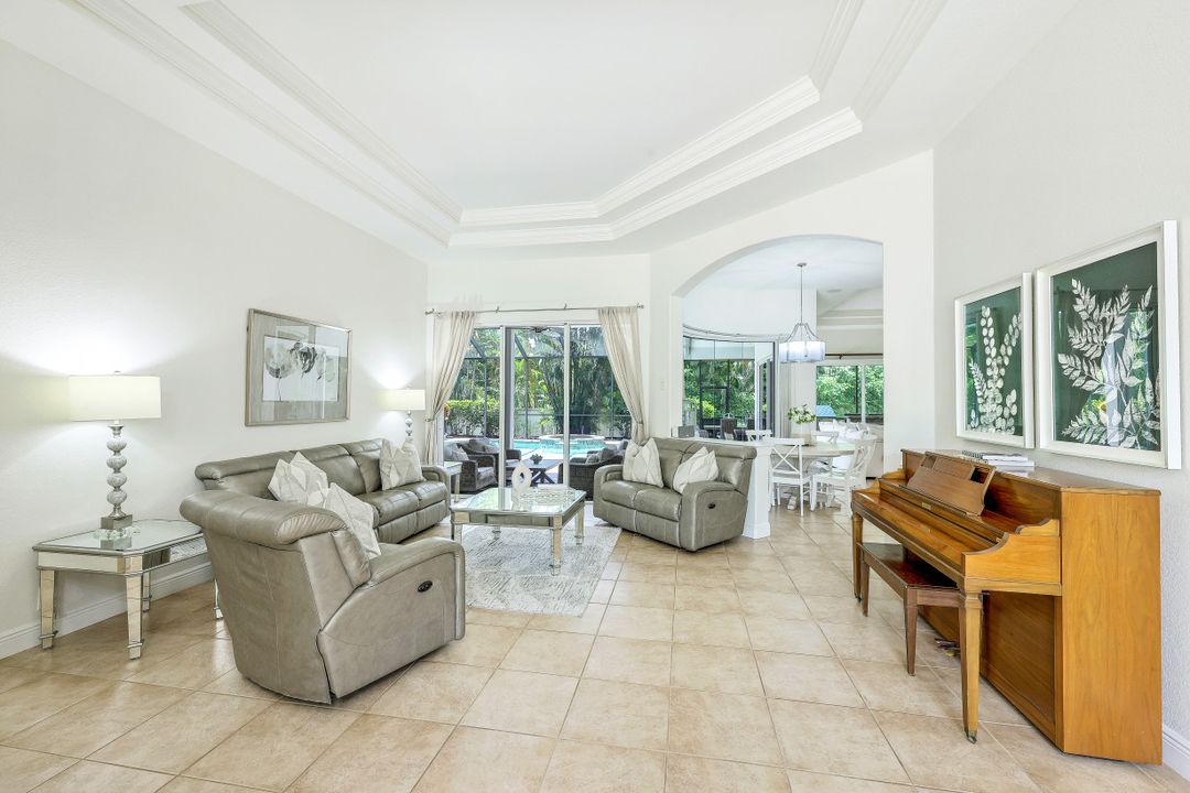 7620 Knightwing Cir, Fort Myers, FL 33912